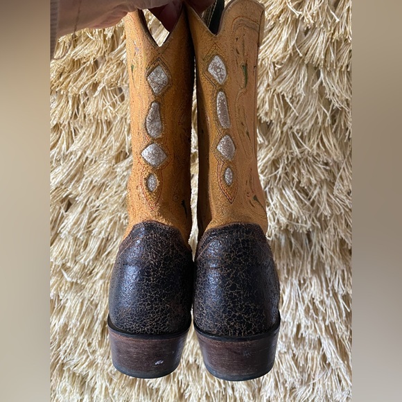Beautiful Vintage Women’s Justin Cowboy Boots - Picture 5 of 13